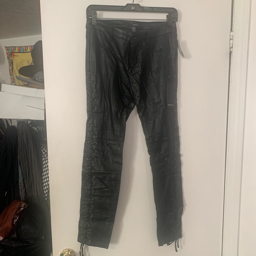 Forever21 Black Faux Leather Lace Up Biker Pants 26 NWT